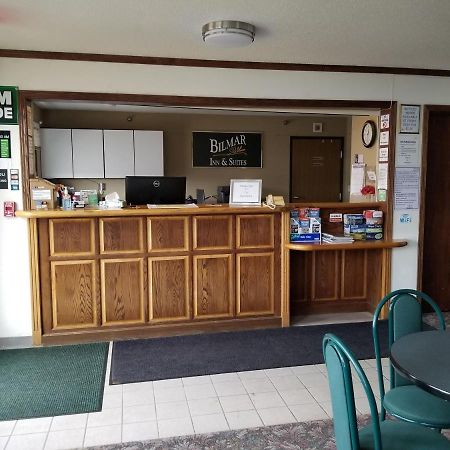 Bilmar Inn & Suites Dell Rapids Buitenkant foto