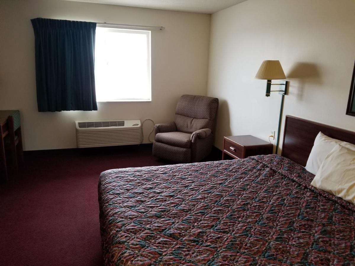Bilmar Inn & Suites Dell Rapids Buitenkant foto