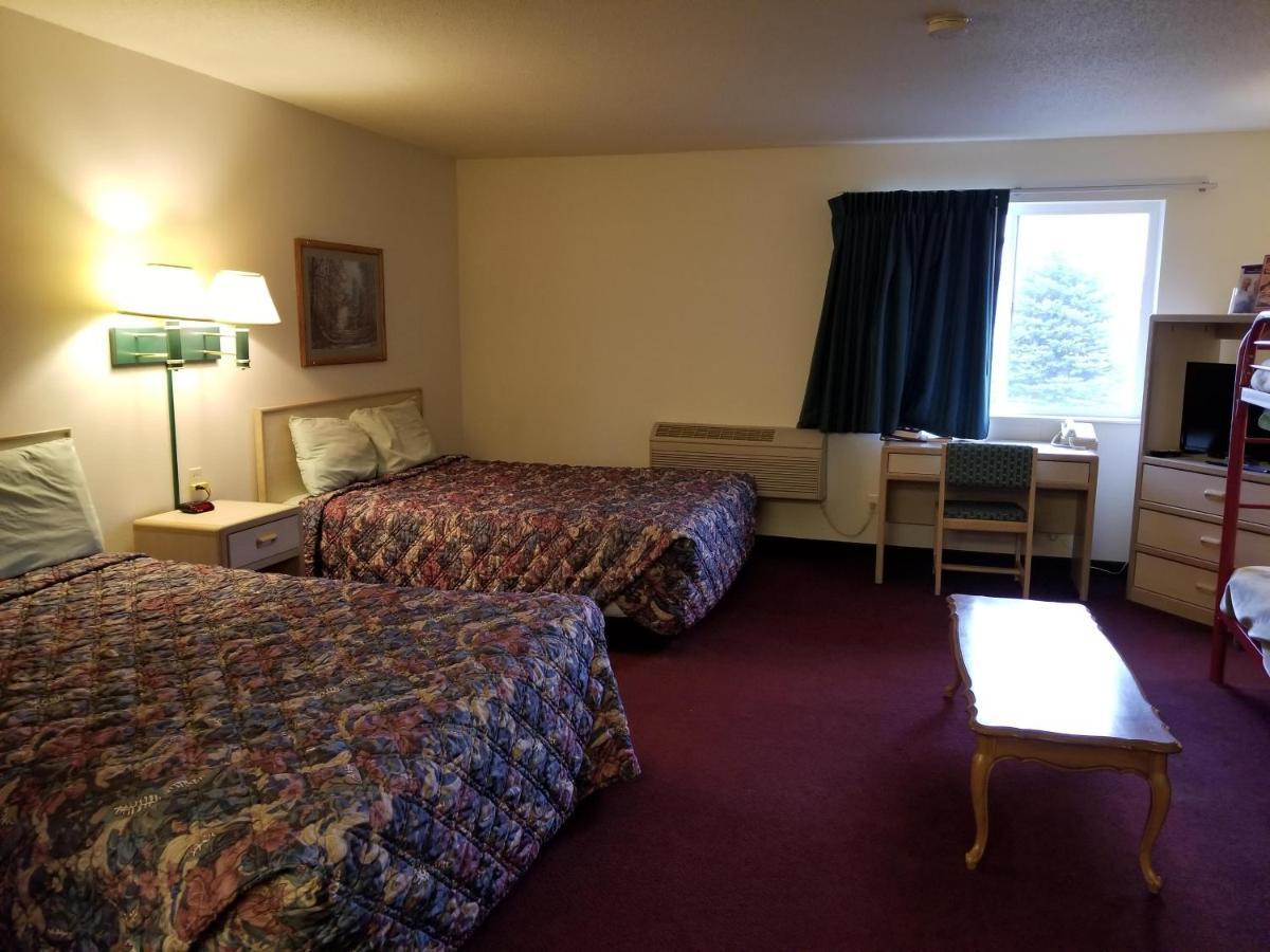 Bilmar Inn & Suites Dell Rapids Buitenkant foto