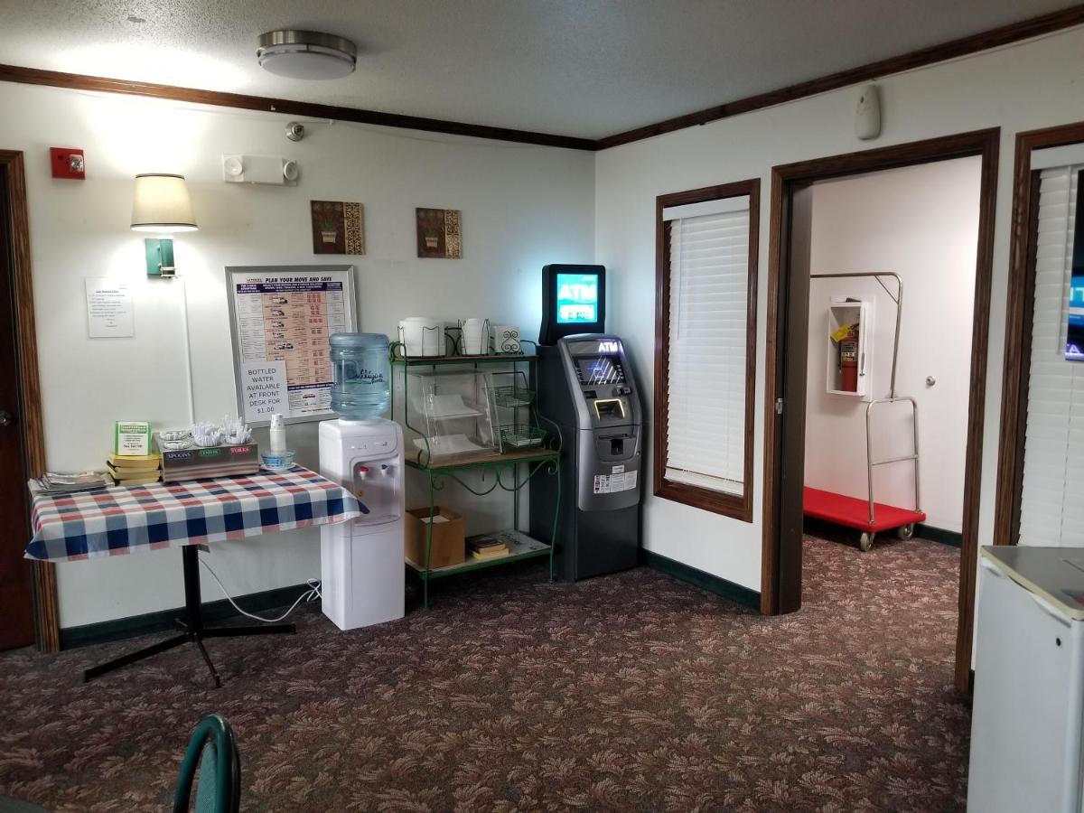 Bilmar Inn & Suites Dell Rapids Buitenkant foto