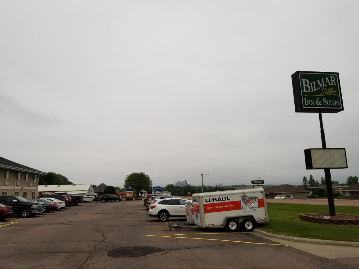 Bilmar Inn & Suites Dell Rapids Buitenkant foto